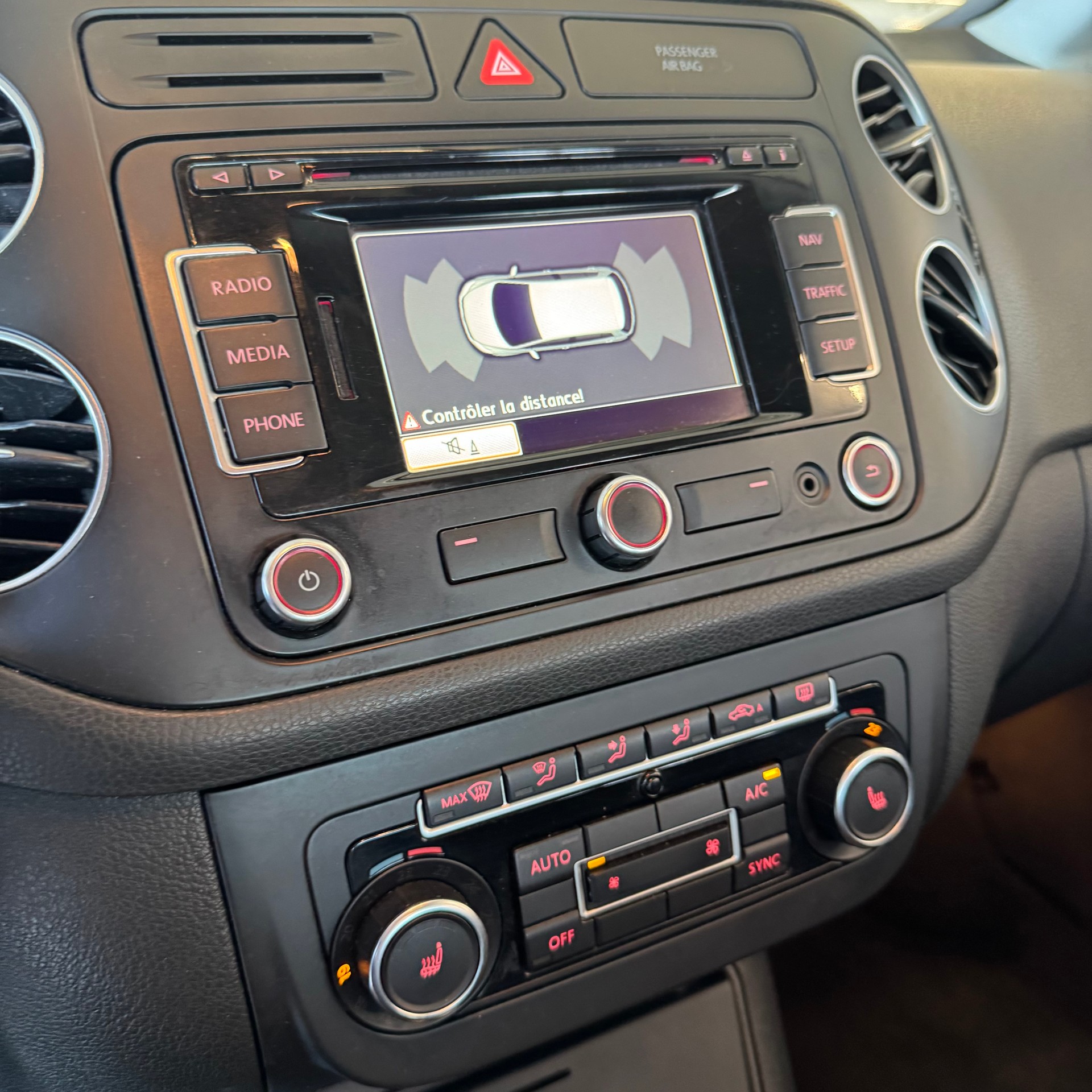 VW Golf Plus 1.2 TSI Team DSG-image-10