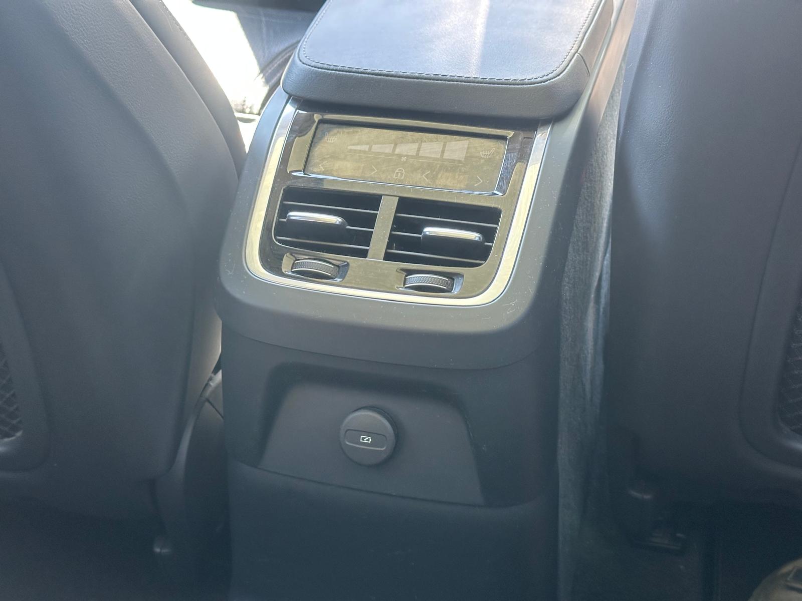 VOLVO 2.0 T8 TE Ultimate Dark 7P. eAWD-image-13