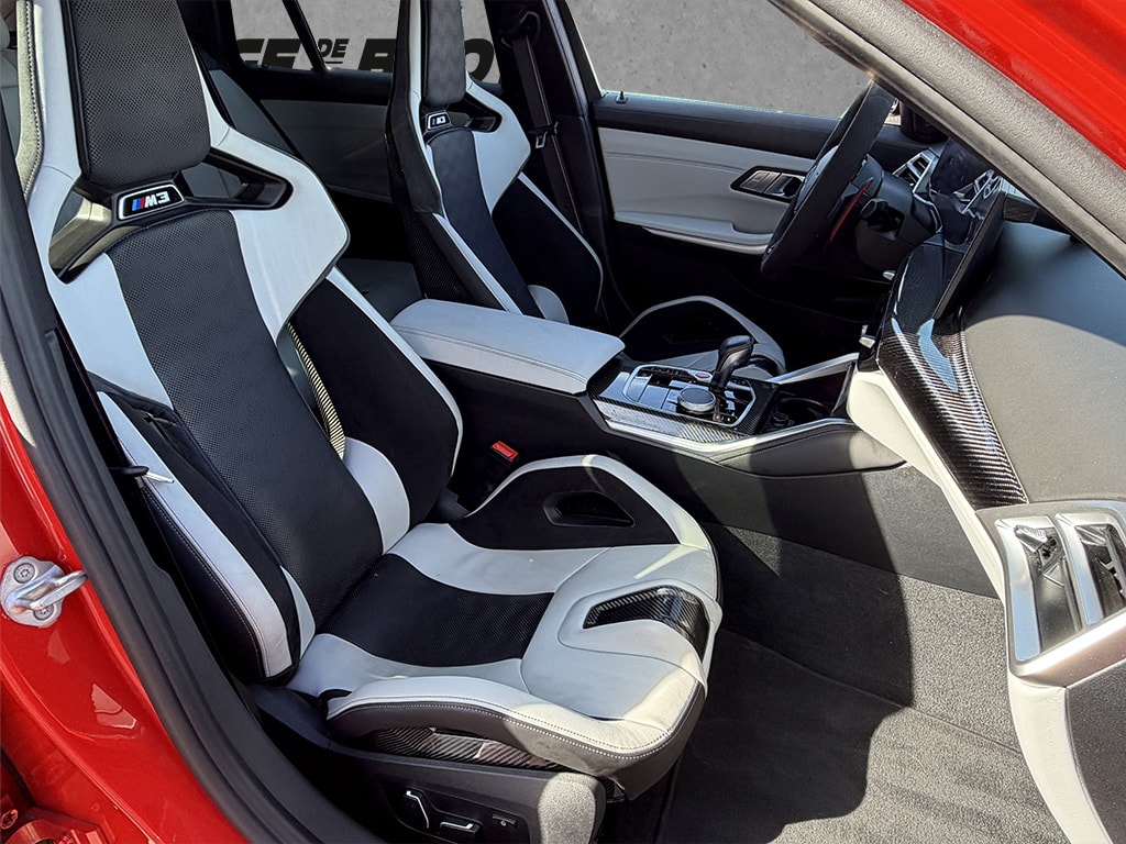 BMW M3 Competition xDrive Touring-image-12