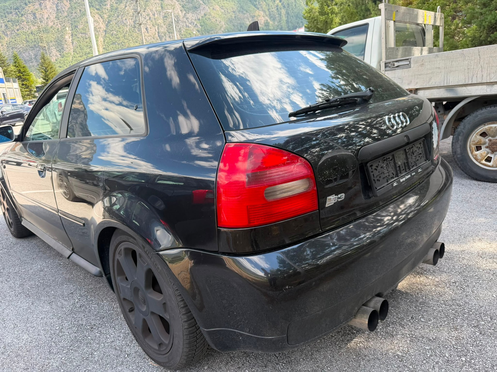 AUDI S3 quattro-image-9