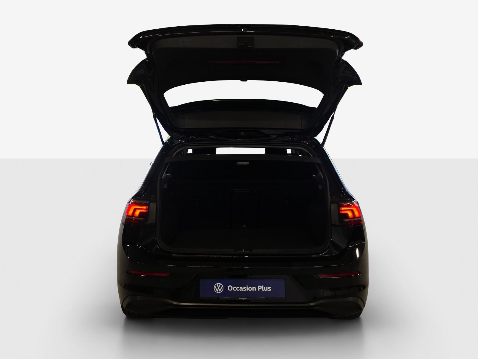 VW Golf 1.5 e TSI mHEV Life DSG-image-12