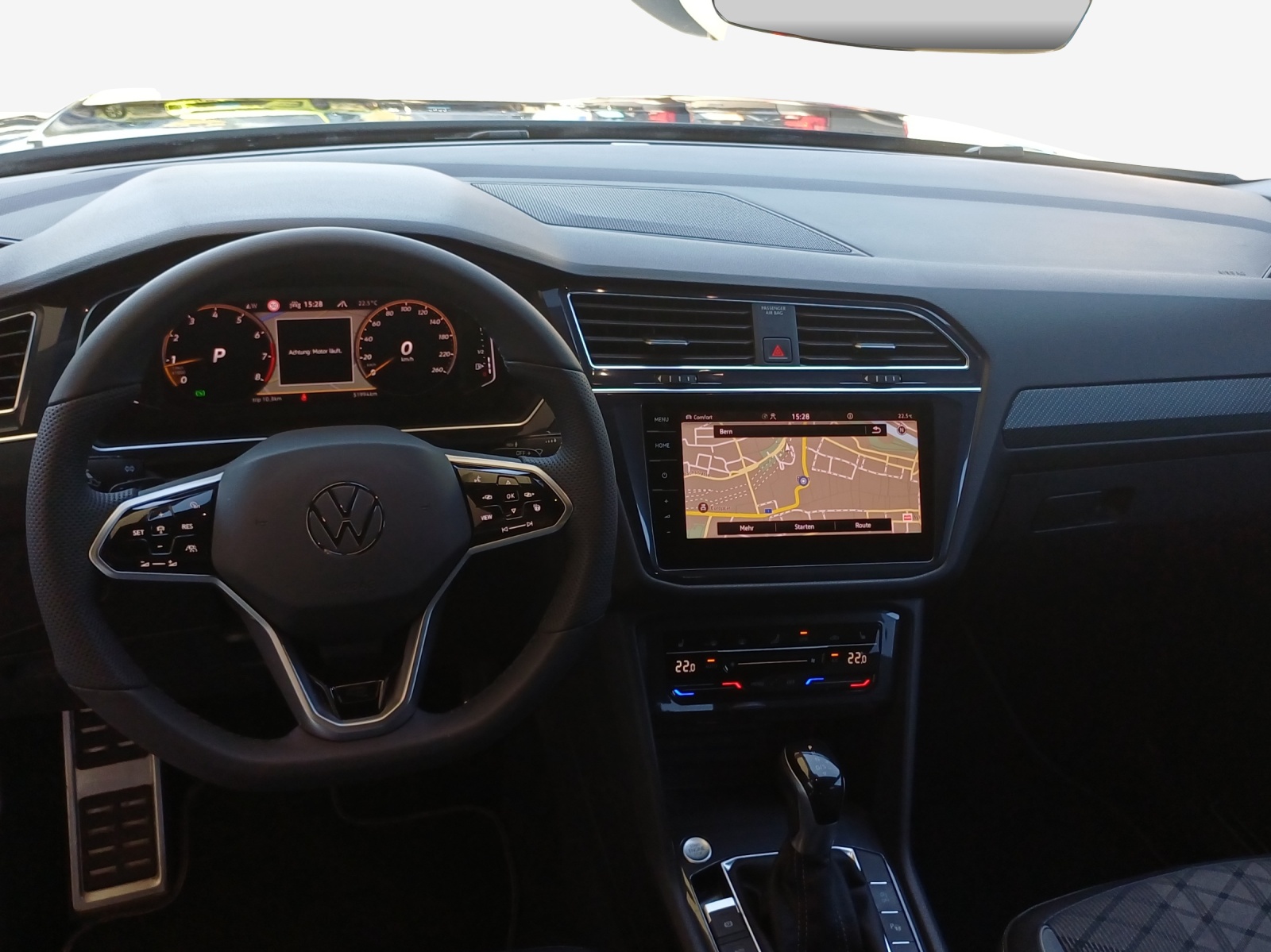 VW Tiguan Allspace 2.0TSI R-Line 4Motion DSG-image-8