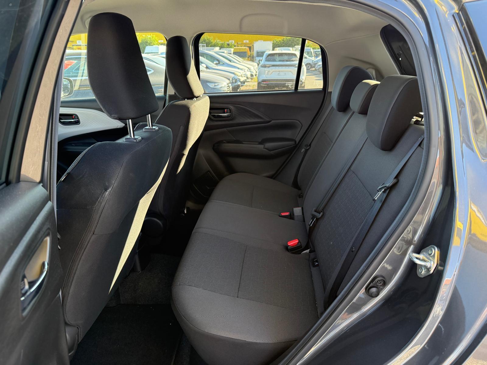 SUZUKI Swift 1.2 Swiss Edition Hybrid 4x4-image-10
