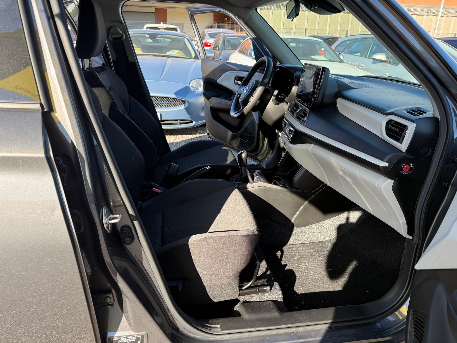 SUZUKI Swift 1.2 Swiss Edition Hybrid 4x4-image-9