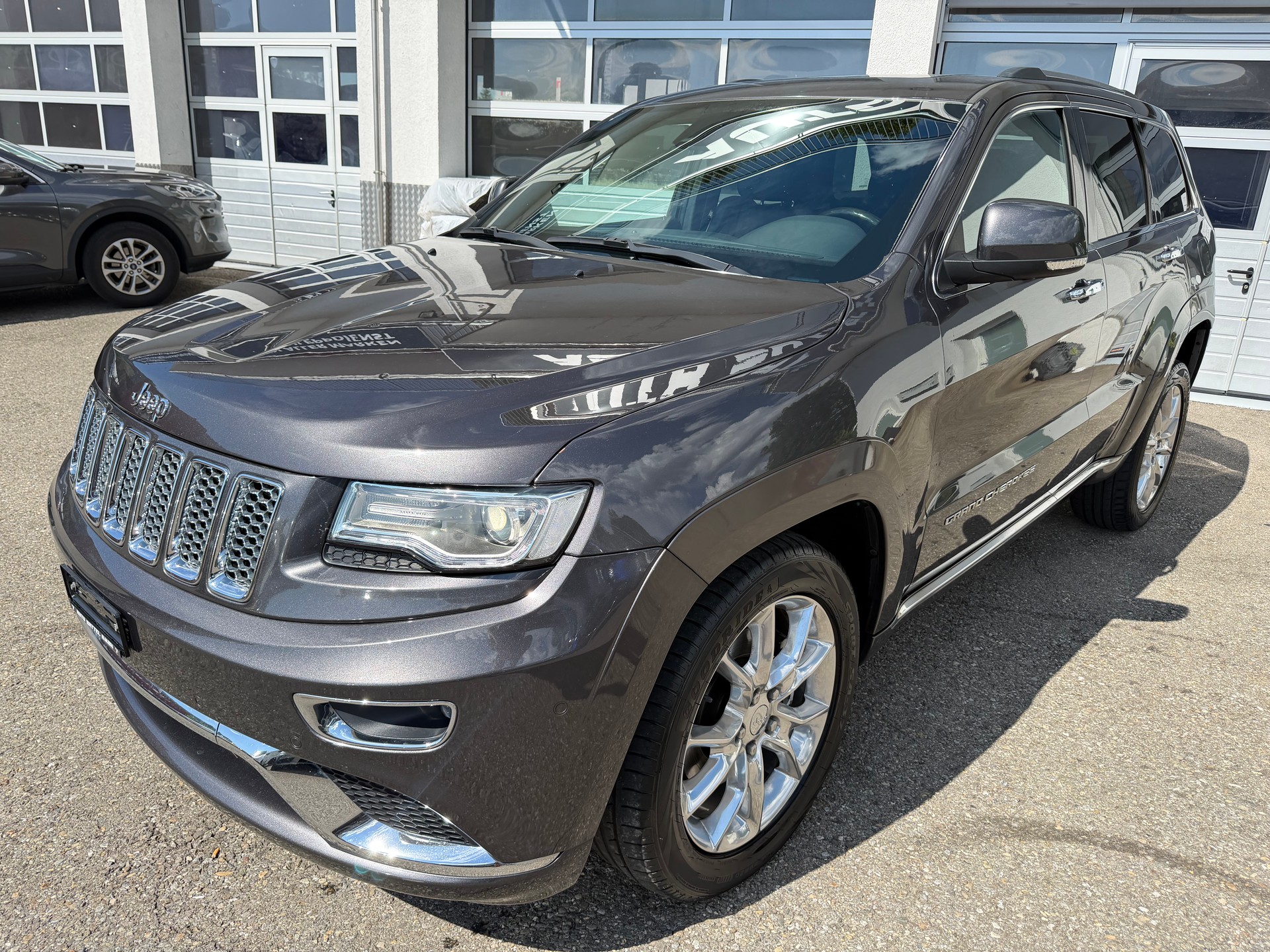 JEEP Grand Cherokee 3.0 CRD Summit Automatic-image-0
