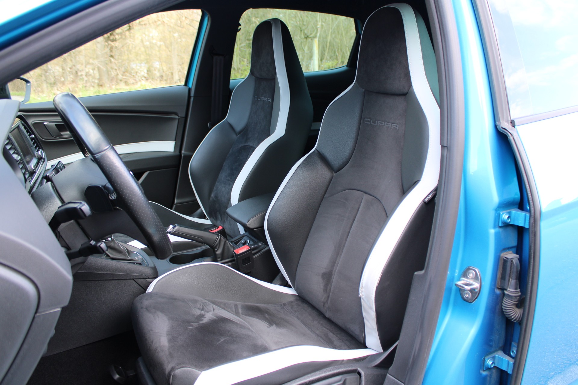 SEAT Leon 2.0 TSI Cupra 290 DSG-image-8