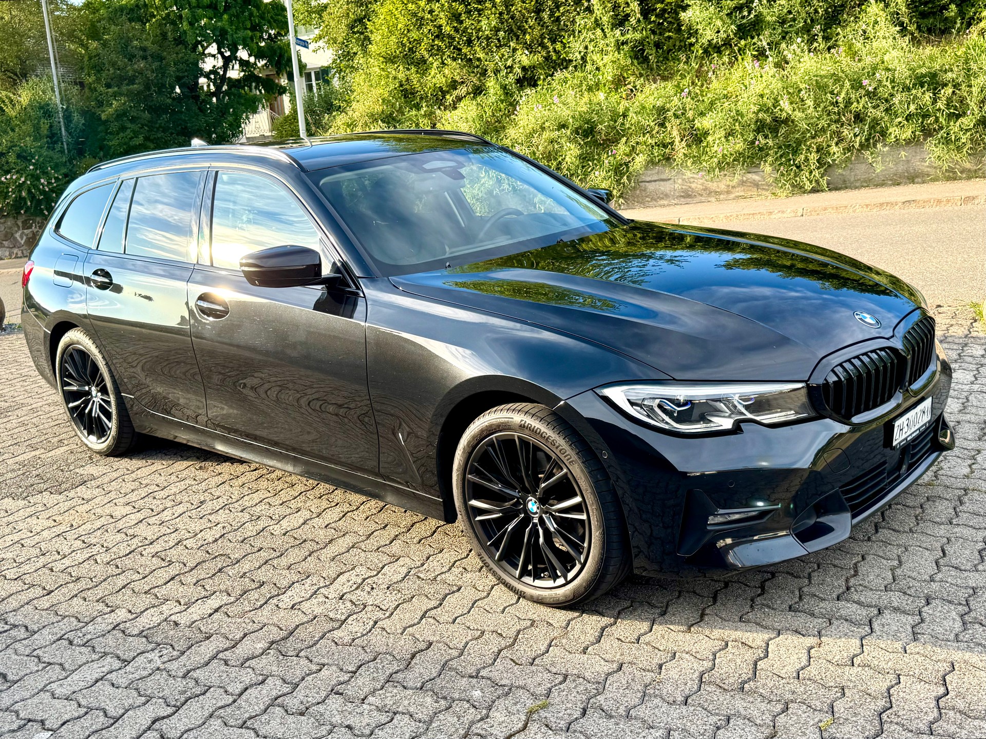BMW 320d xDrive Touring Sport Line Steptronic-image-1