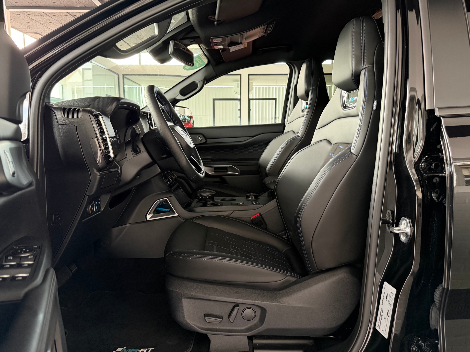 FORD Ranger MS-RT Wildtrak 3.0 Eco Blue e-4WD Automat-image-10