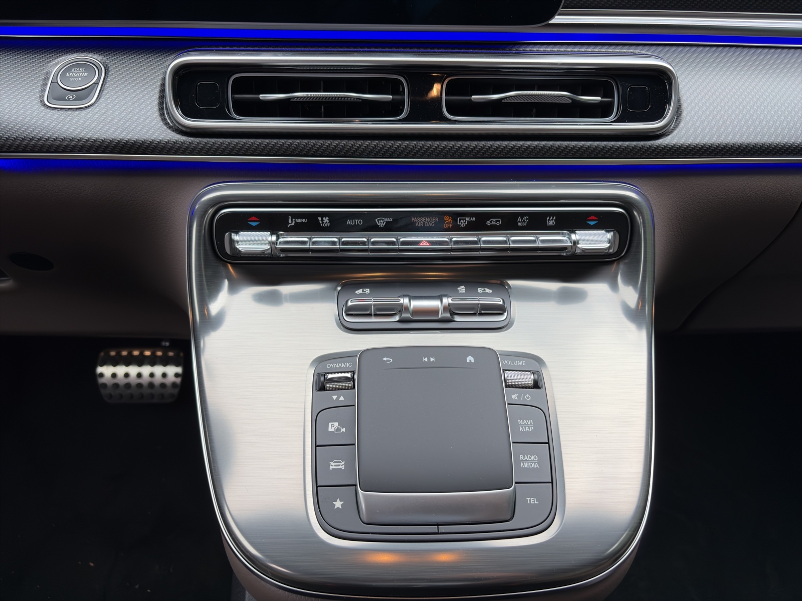 MERCEDES-BENZ V 300 d lang 4Matic Swiss Edition 9G-Tronic-image-10
