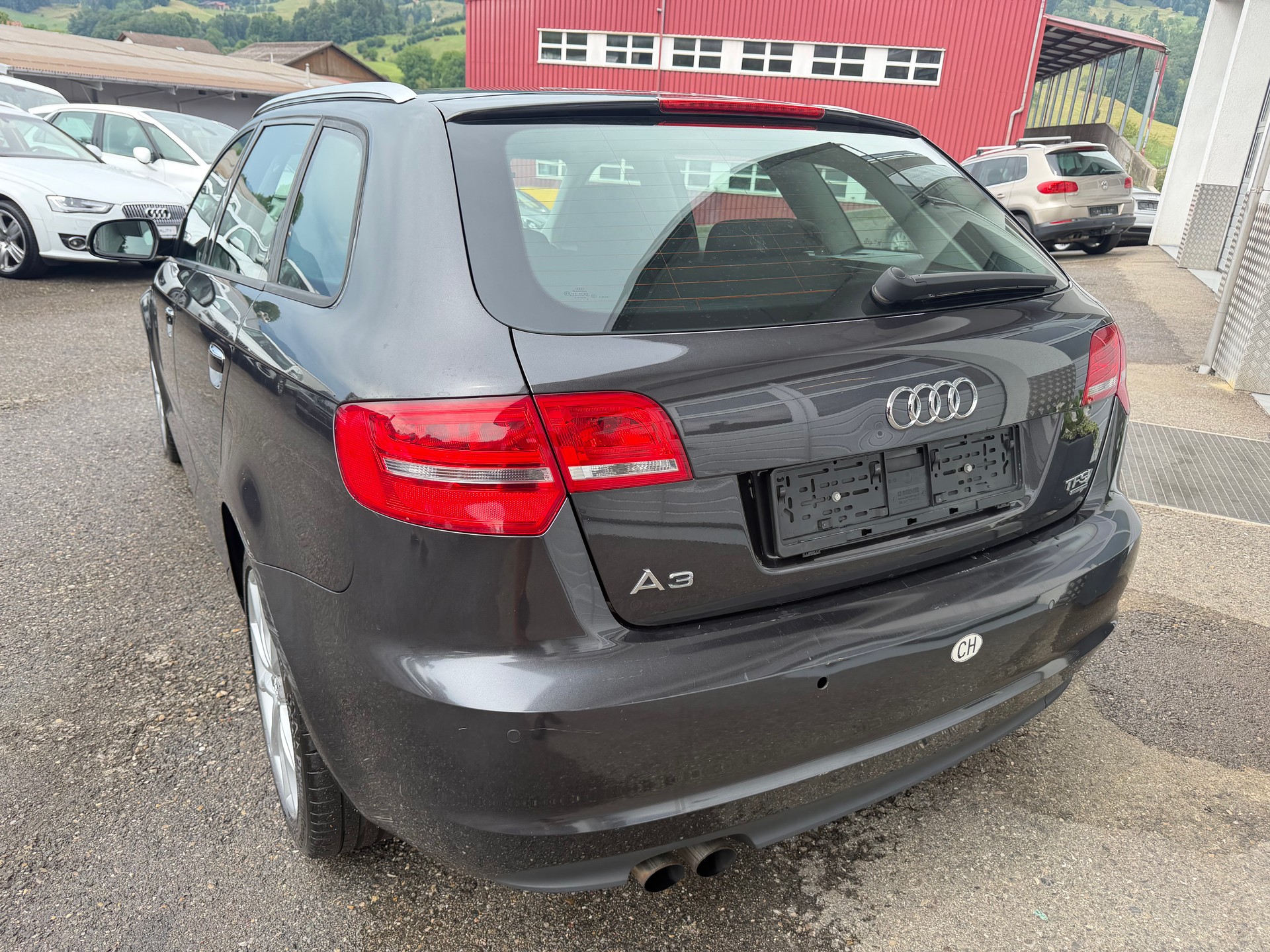 AUDI A3 Sportback 2.0 TFSI Ambition quattro S-tronic-showroom-element-2