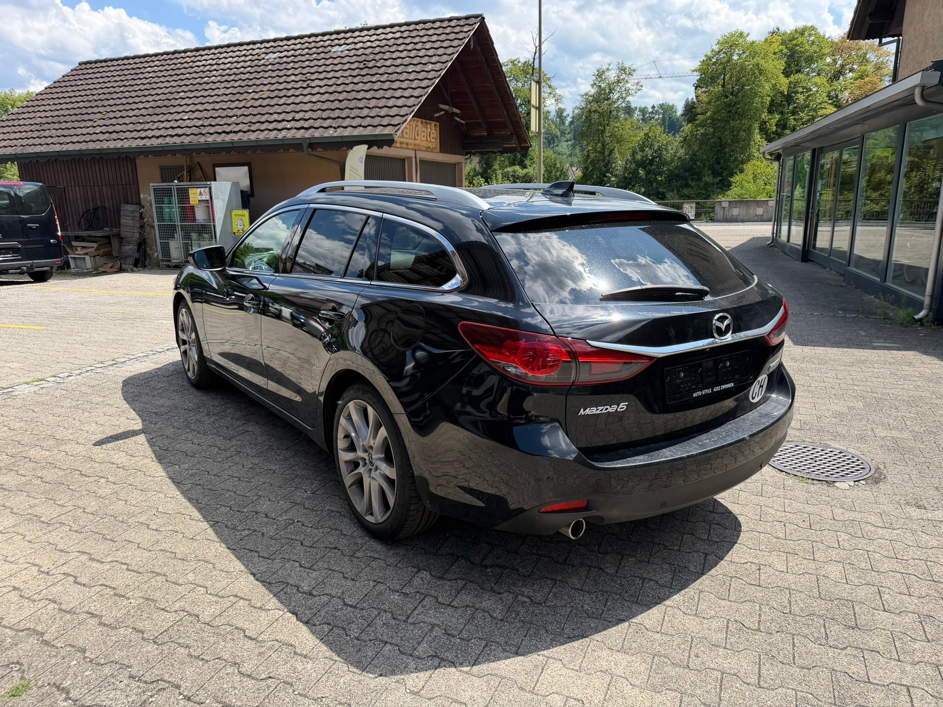 MAZDA 6 Sportwagon 2.2 D 16V HP Revolution-image-5