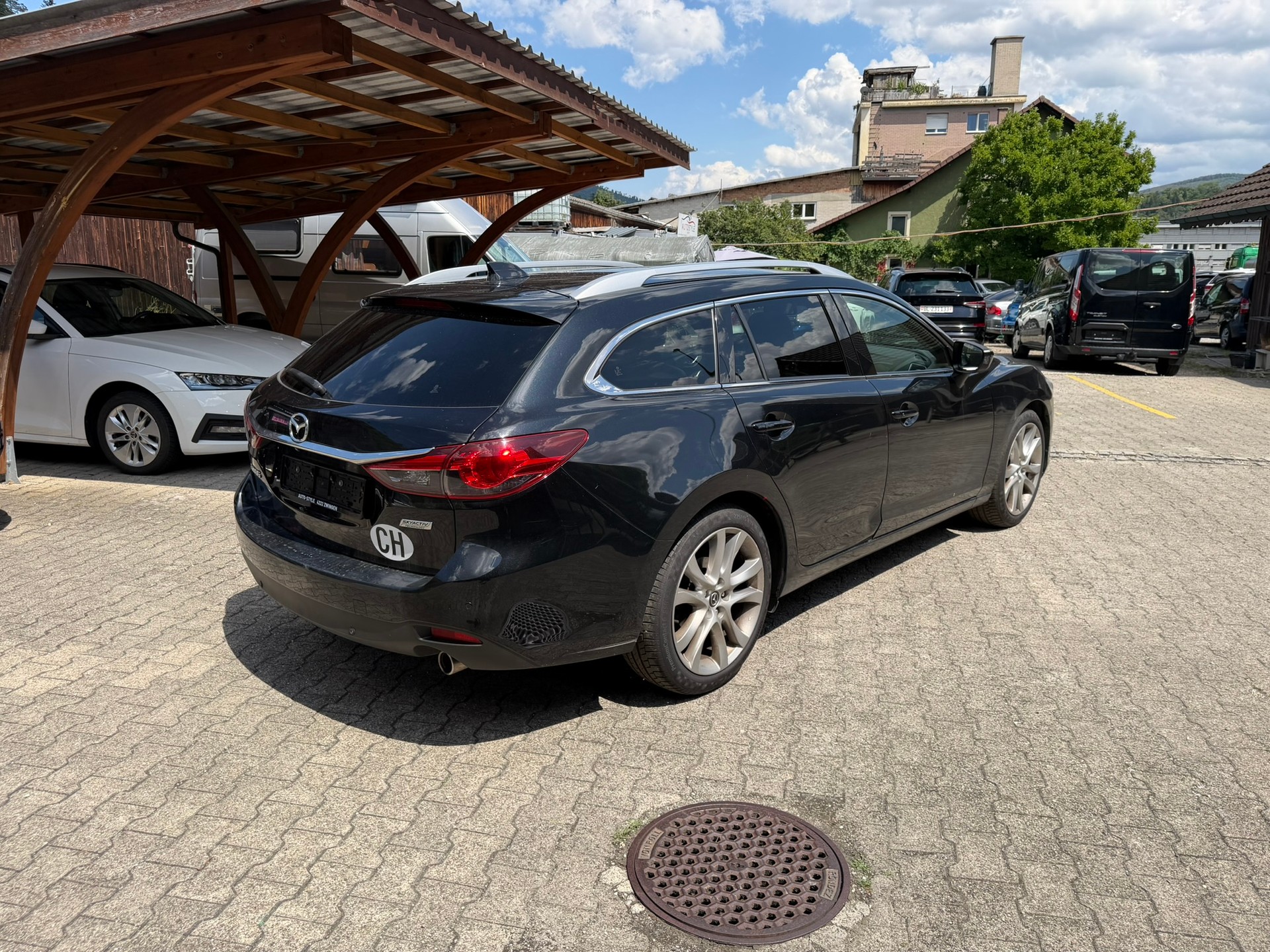 MAZDA 6 Sportwagon 2.2 D 16V HP Revolution-image-4