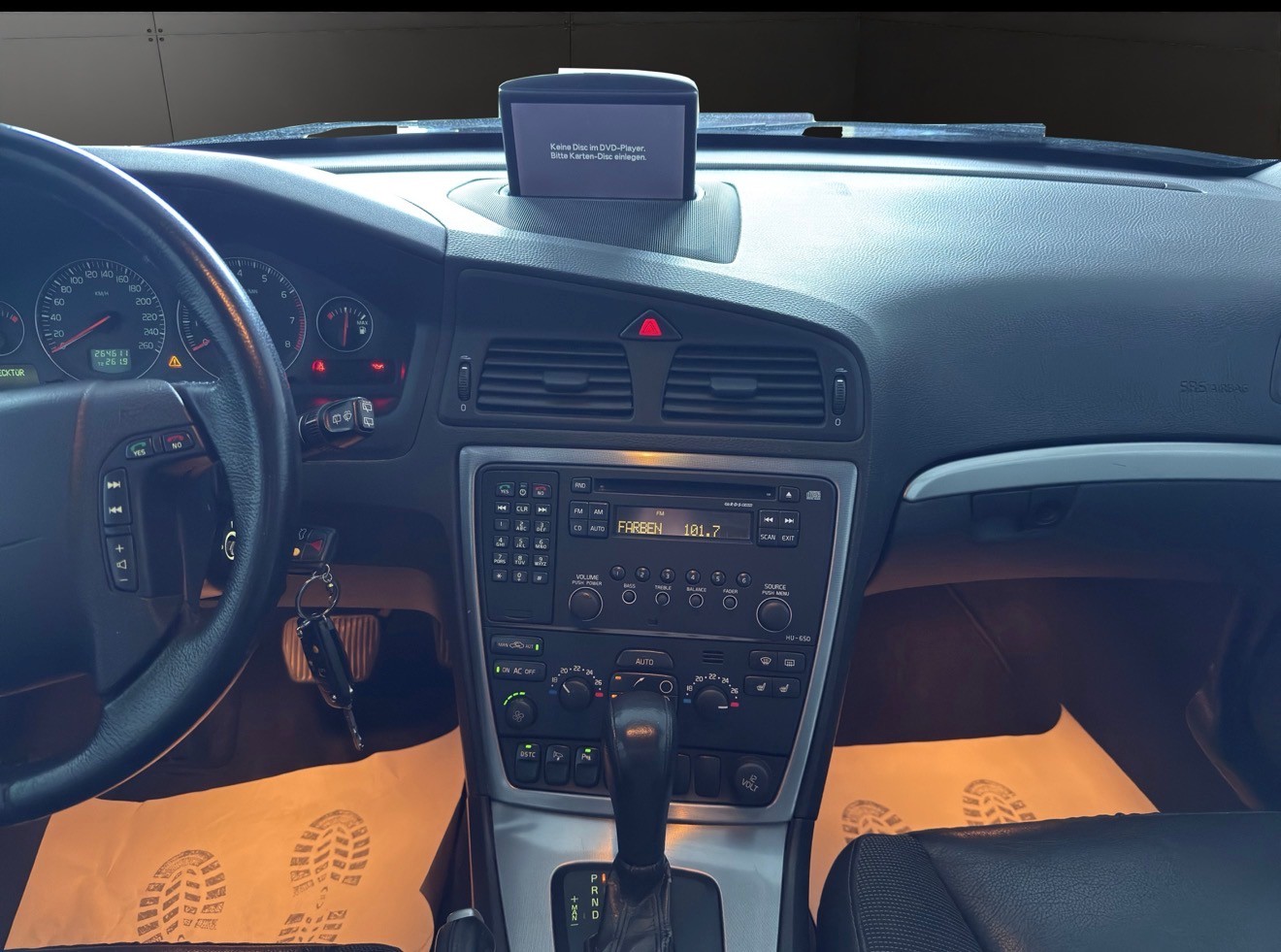 VOLVO V70 2.5T Momentum-image-15