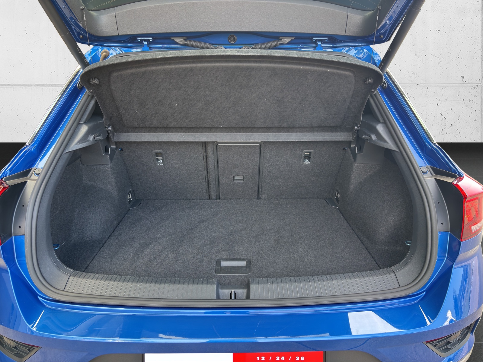 VW T-Roc 2.0 TSI Sport DSG 4Motion mit Anhängevorrichtung, DAB+ & Winterräder-image-7