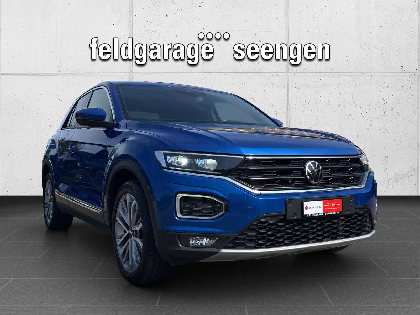 VW T-Roc 2.0 TSI Sport DSG 4Motion mit Anhängevorrichtung, DAB+ & Winterräder-image-2