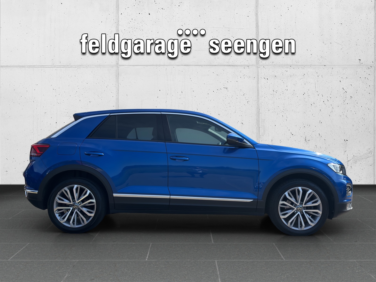 VW T-Roc 2.0 TSI Sport DSG 4Motion mit Anhängevorrichtung, DAB+ & Winterräder-image-3