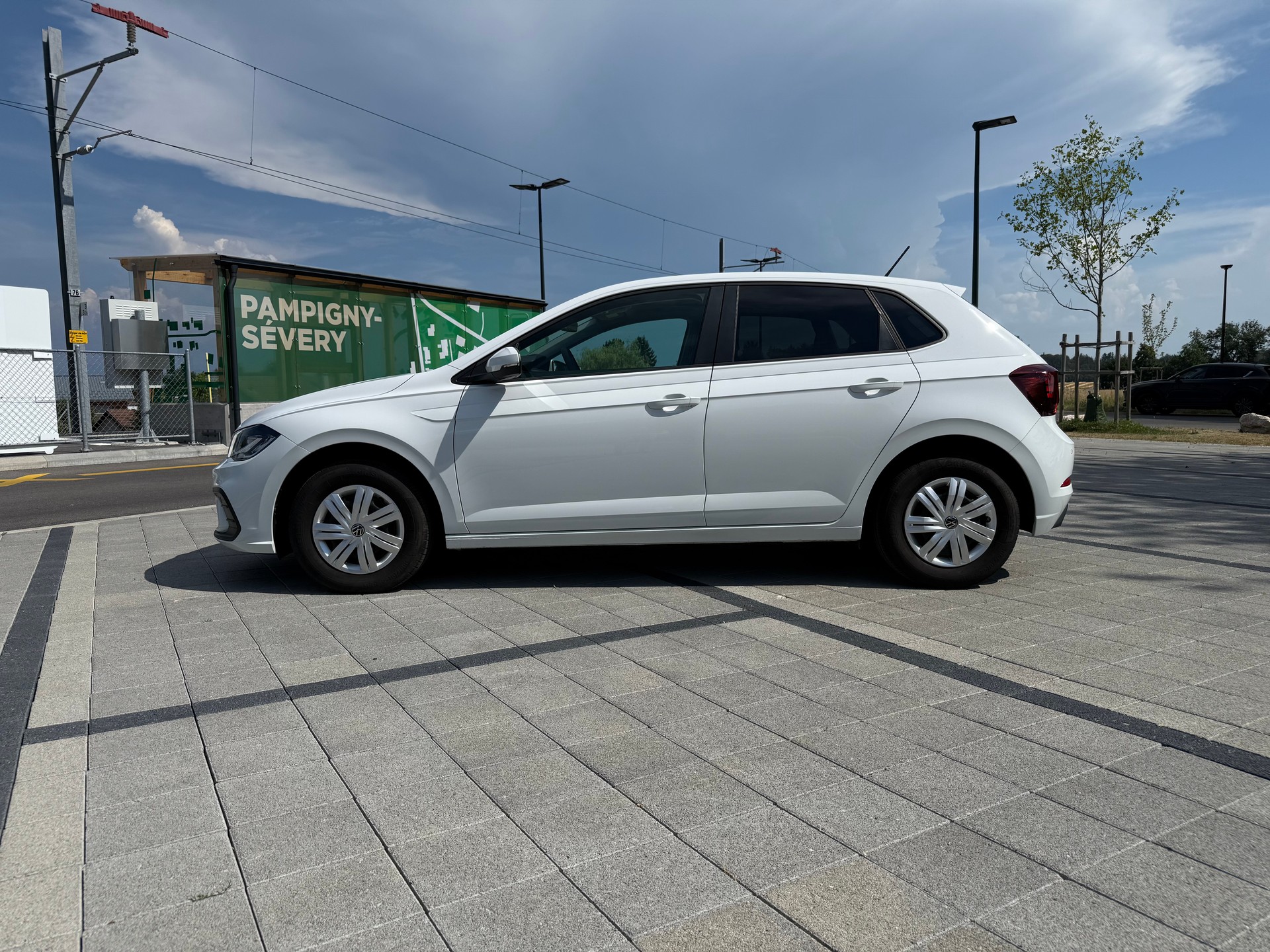 VW Polo 1.0 TSI Basis-image-5