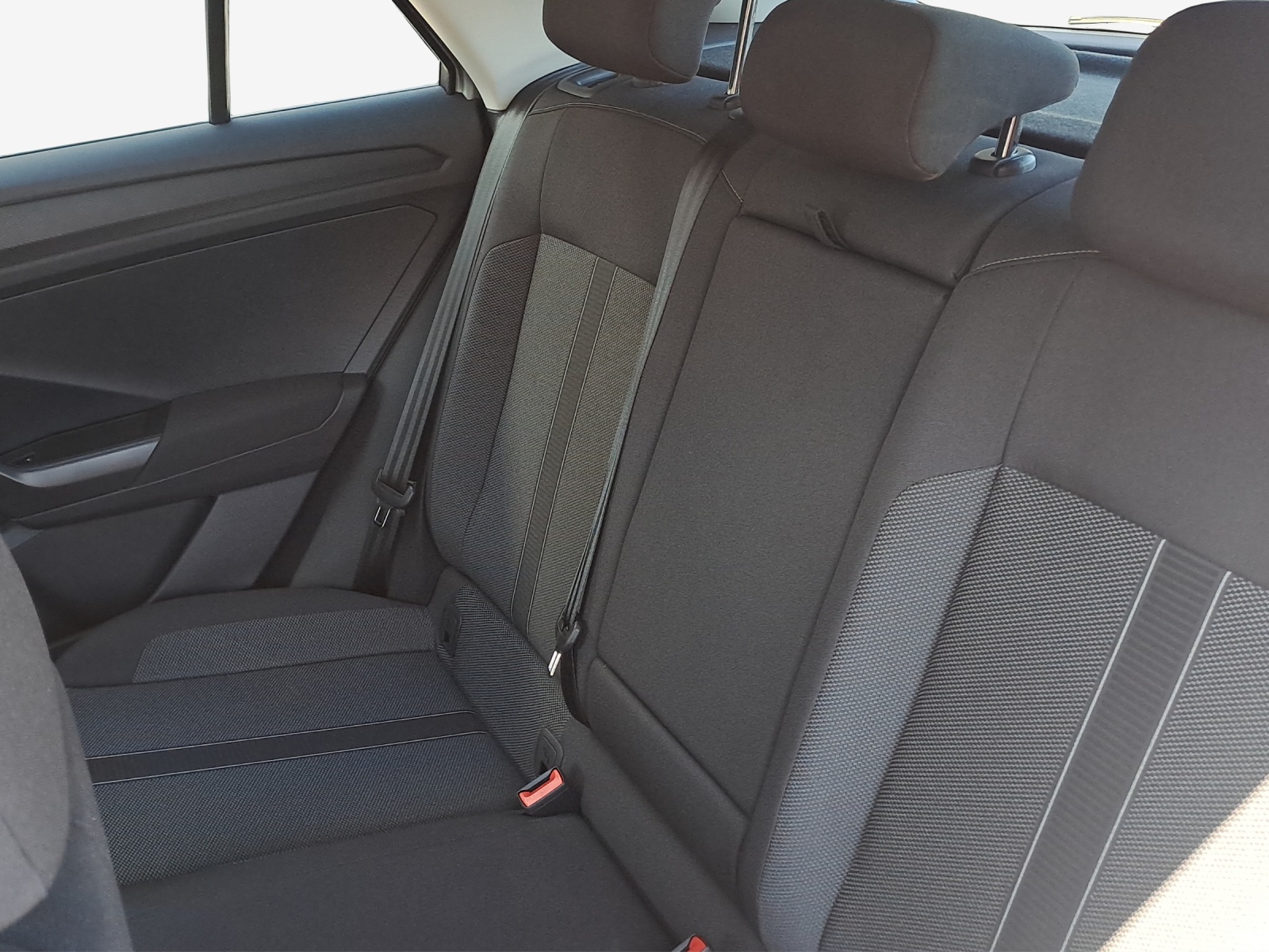 VW T-Roc 1.5 TSI EVO Life DSG-image-11