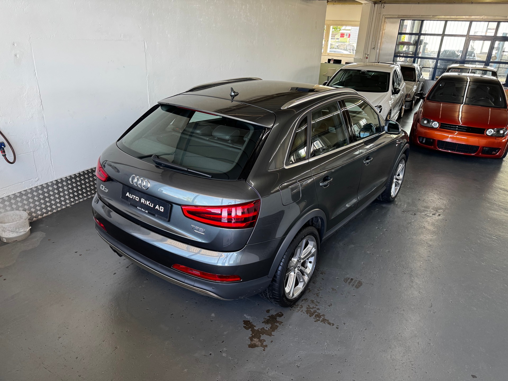 AUDI Q3 2.0 TFSI quattro S-tronic-image-7