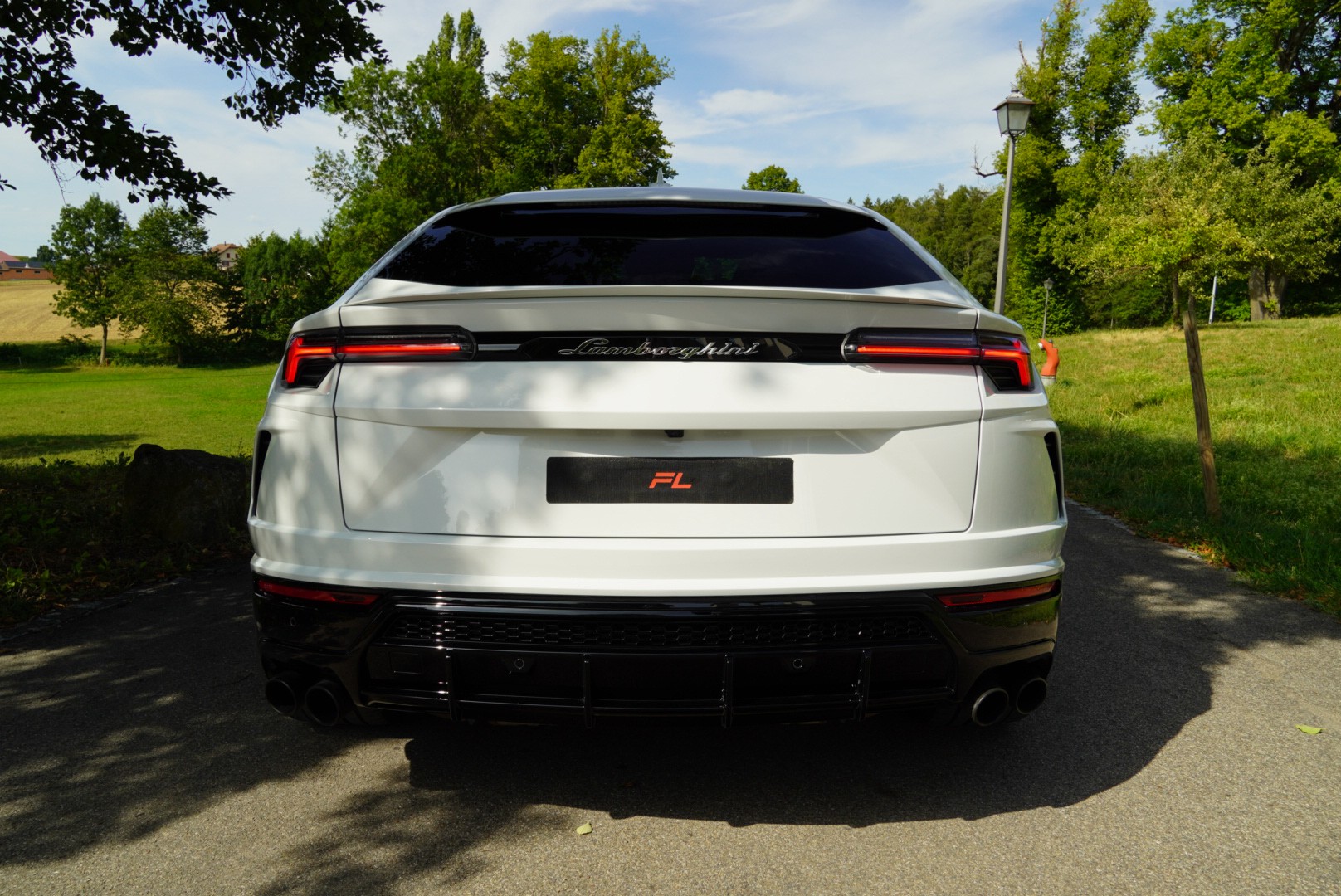 LAMBORGHINI Urus E-Gear-image-3