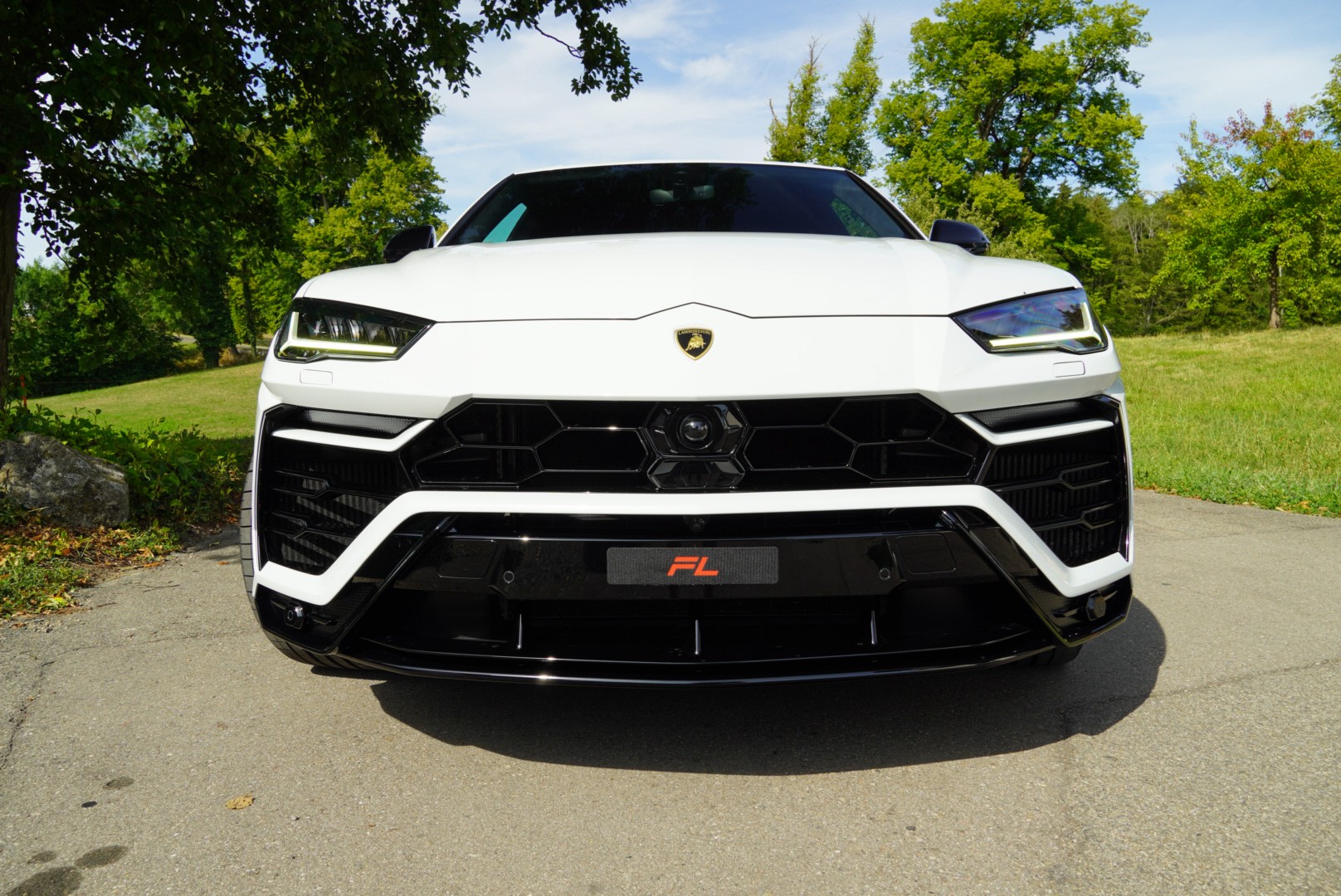 LAMBORGHINI Urus E-Gear-image-1