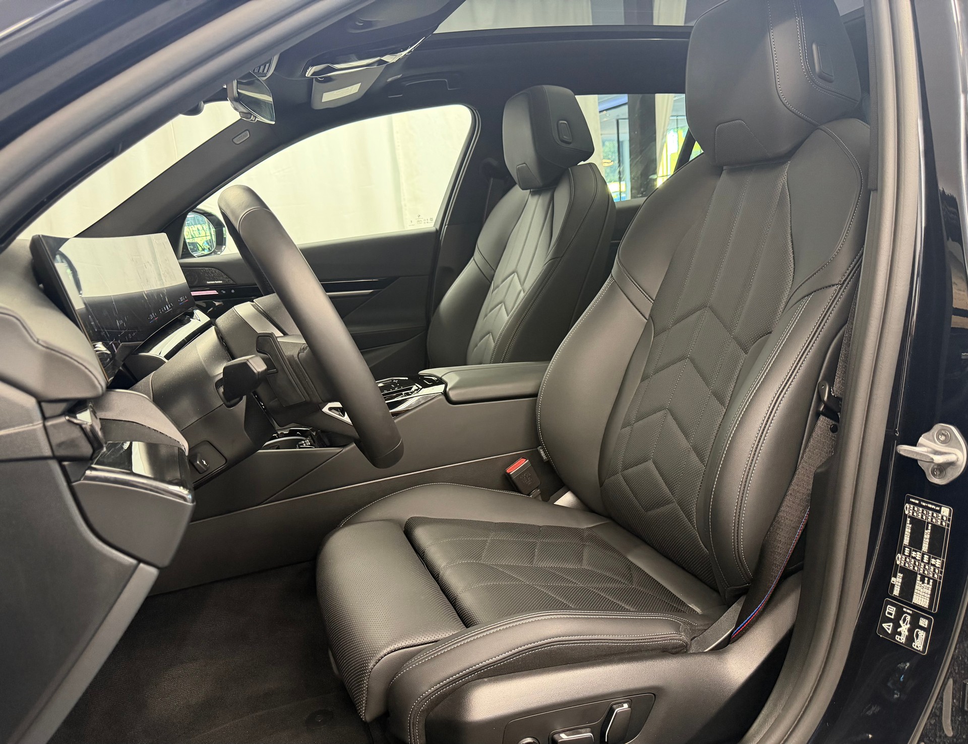 BMW 540d xDrive 48V Touring M Sport Pro Steptronic *Facelift*Panorama*Head-Up*Iconic*-image-11