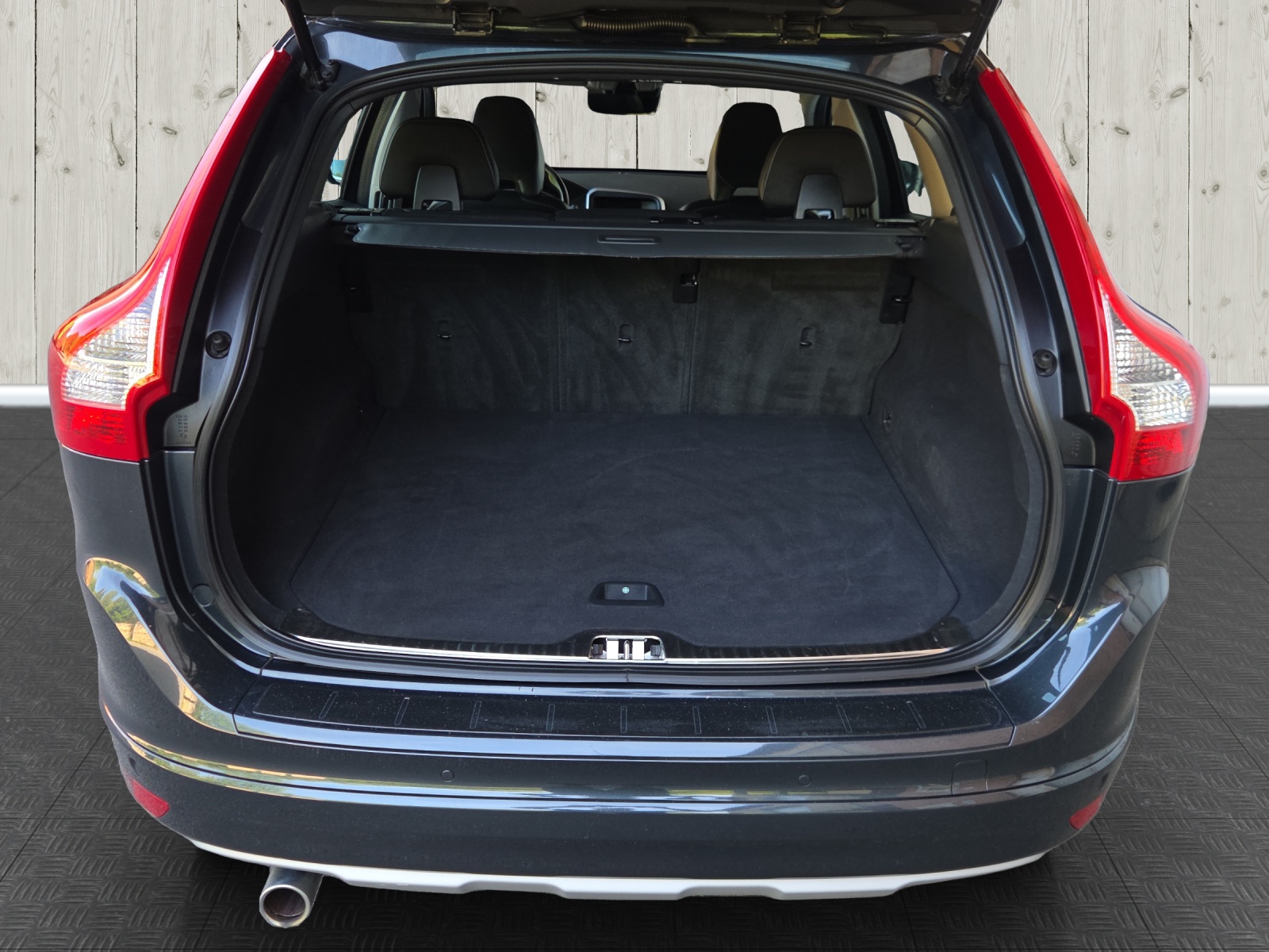 VOLVO XC60 D3 Momentum Geartronic-image-12