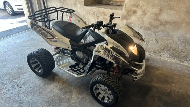 ADLY Adly Moto 500 SM