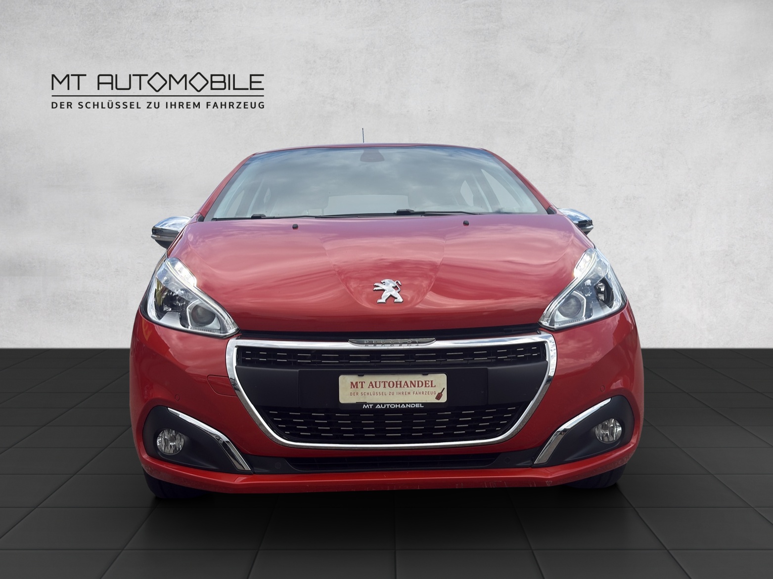 PEUGEOT 208 1.2 PureTech Allure EAT6-image-1