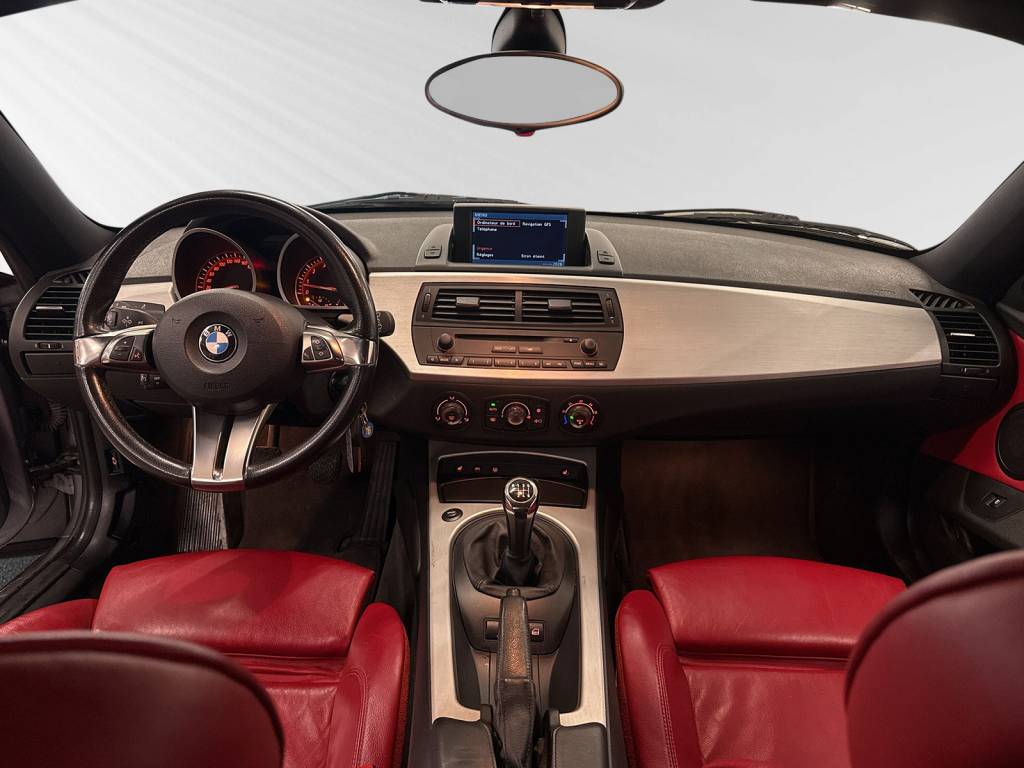 BMW Z4 3.0si Coupé-image-6