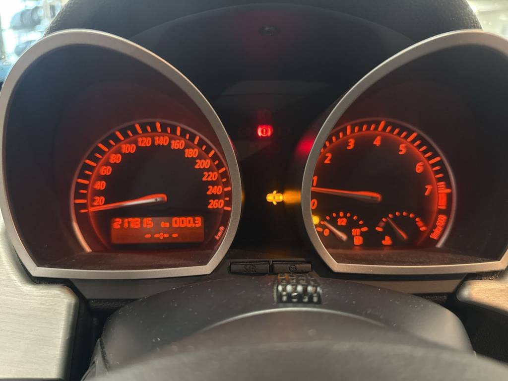 BMW Z4 3.0si Coupé-image-14
