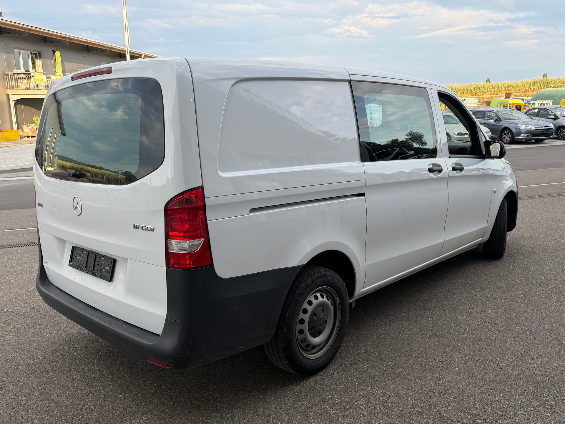 MERCEDES-BENZ Vito 111 CDI L Euro 5-image-4