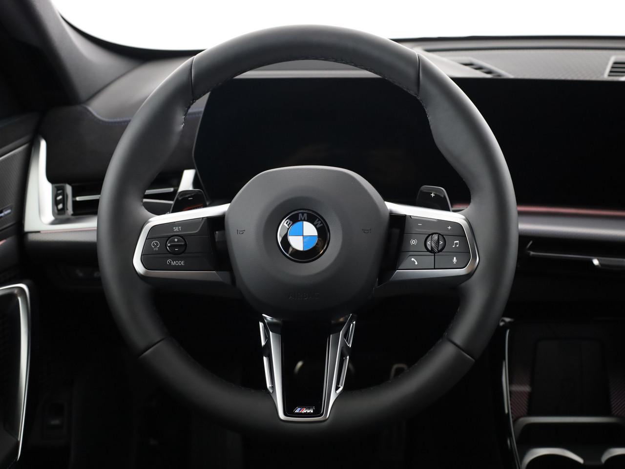 BMW X1 23i xDrive paddles-image-5