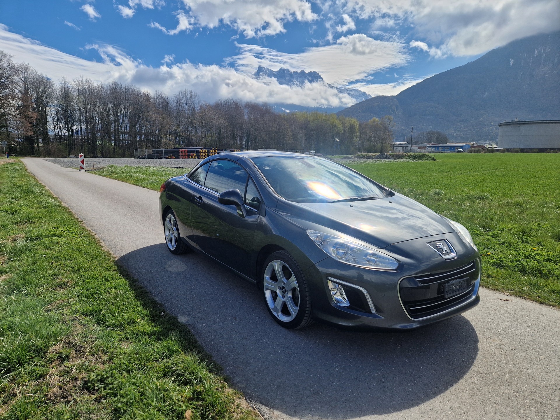 PEUGEOT 308 CC 2.0 HDI Allure-image-2
