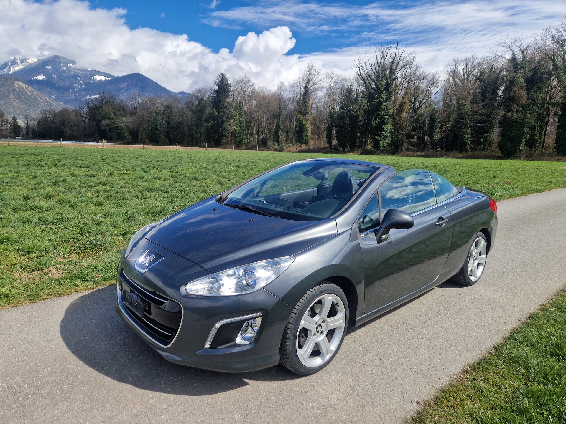PEUGEOT 308 CC 2.0 HDI Allure-image-8