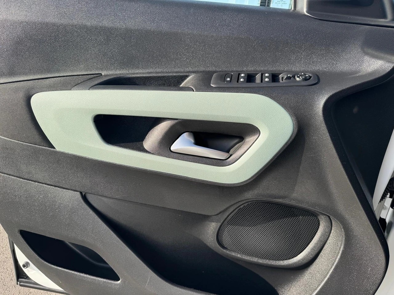 CITROEN Berlingo XL 1.5 BlueHDi 7 Plätze Live-image-13