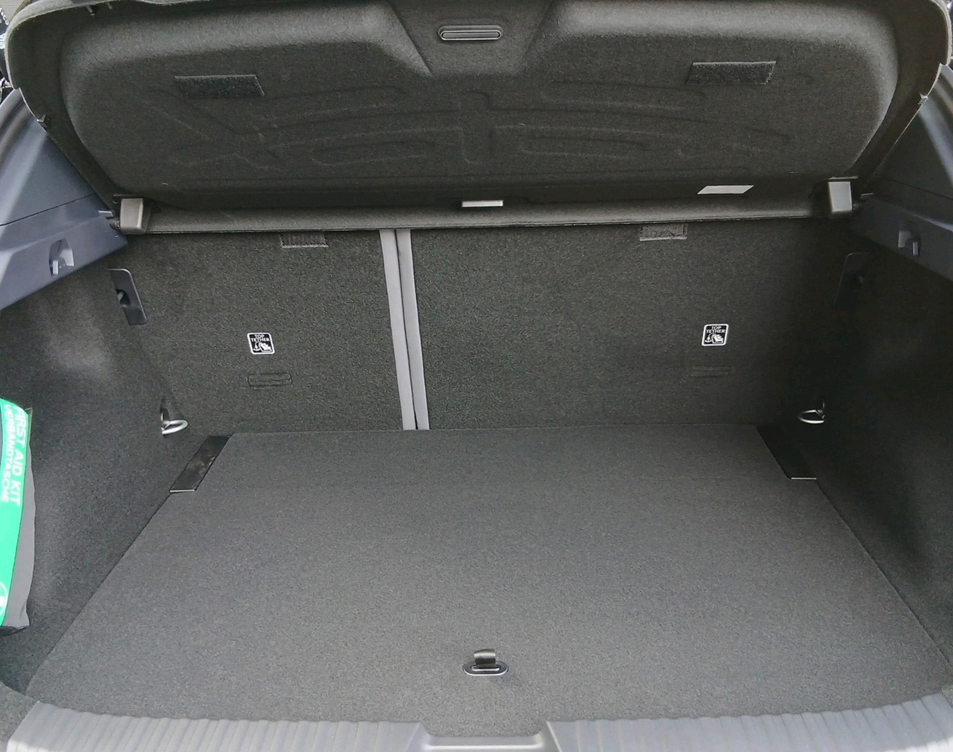 LYNK & CO 02-image-5