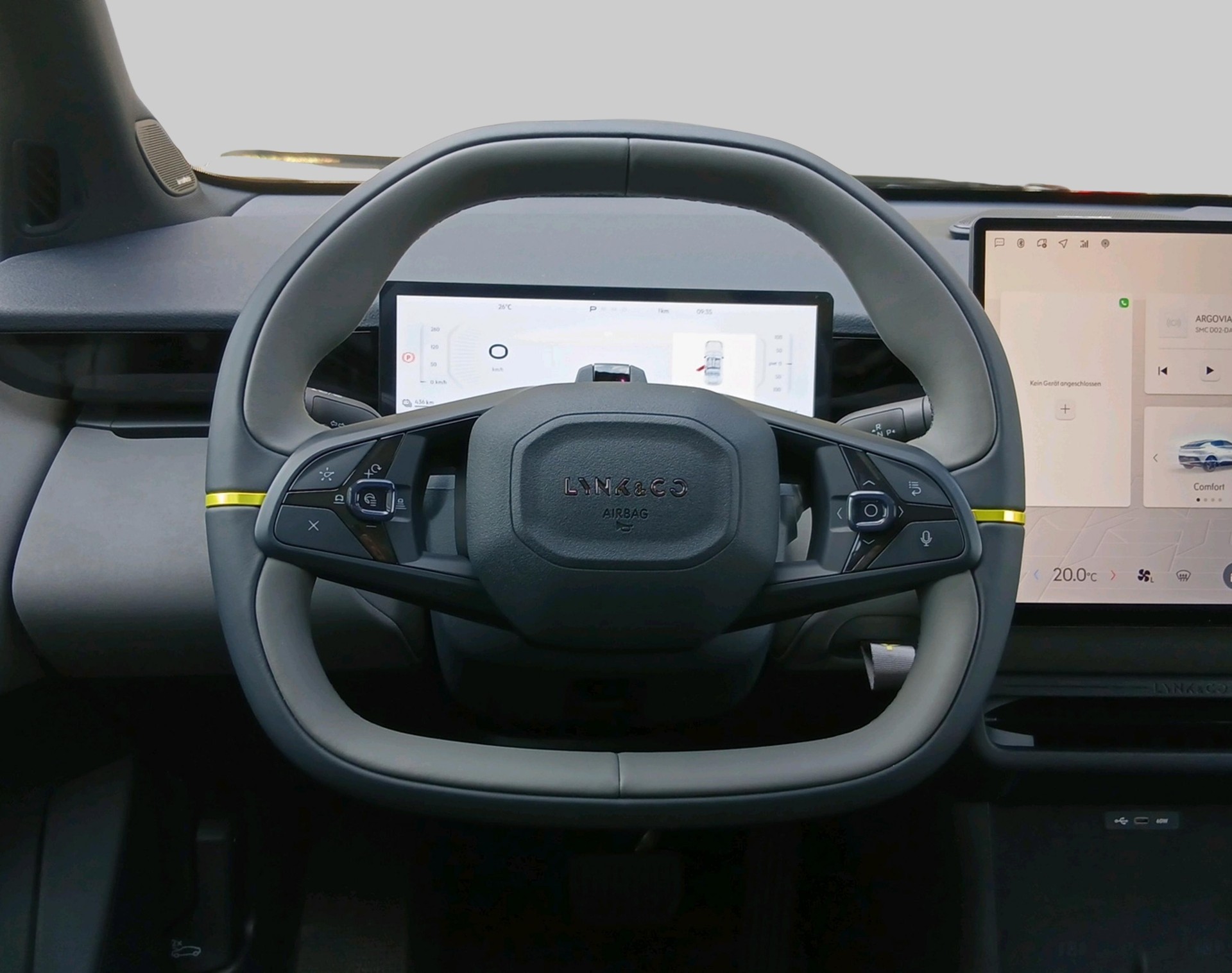 LYNK & CO 02-image-11