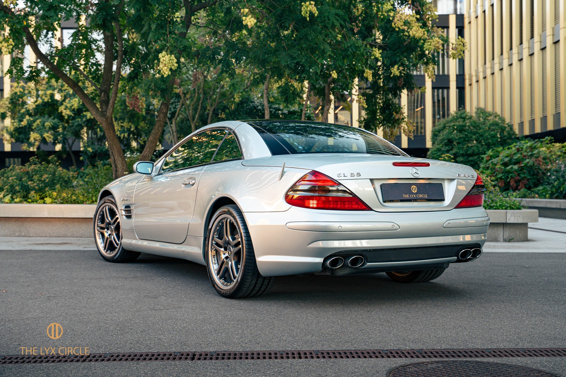 MERCEDES-BENZ SL 65 AMG Automatic-image-6