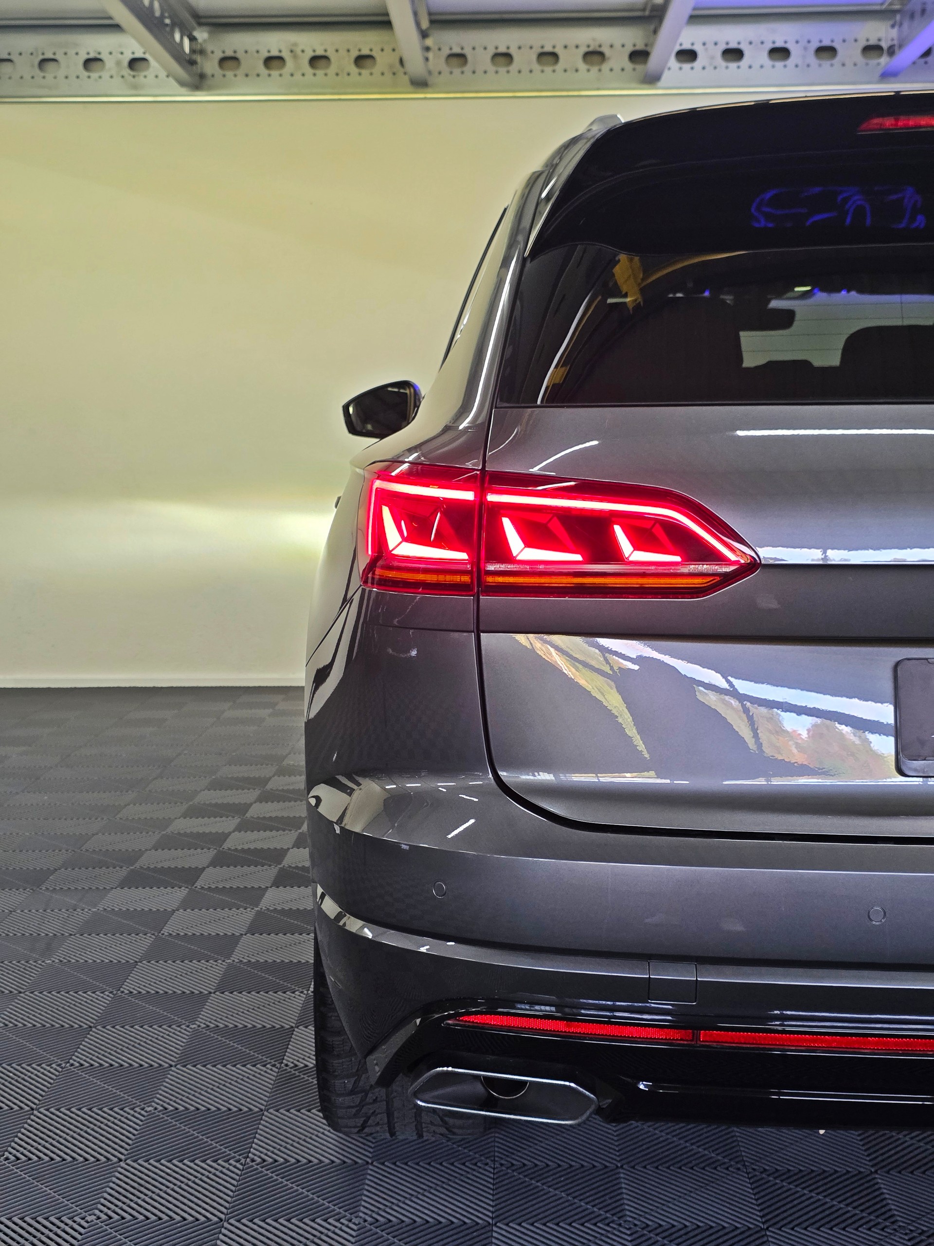 VW Touareg 3.0 TDI R Line Tiptronic-image-7