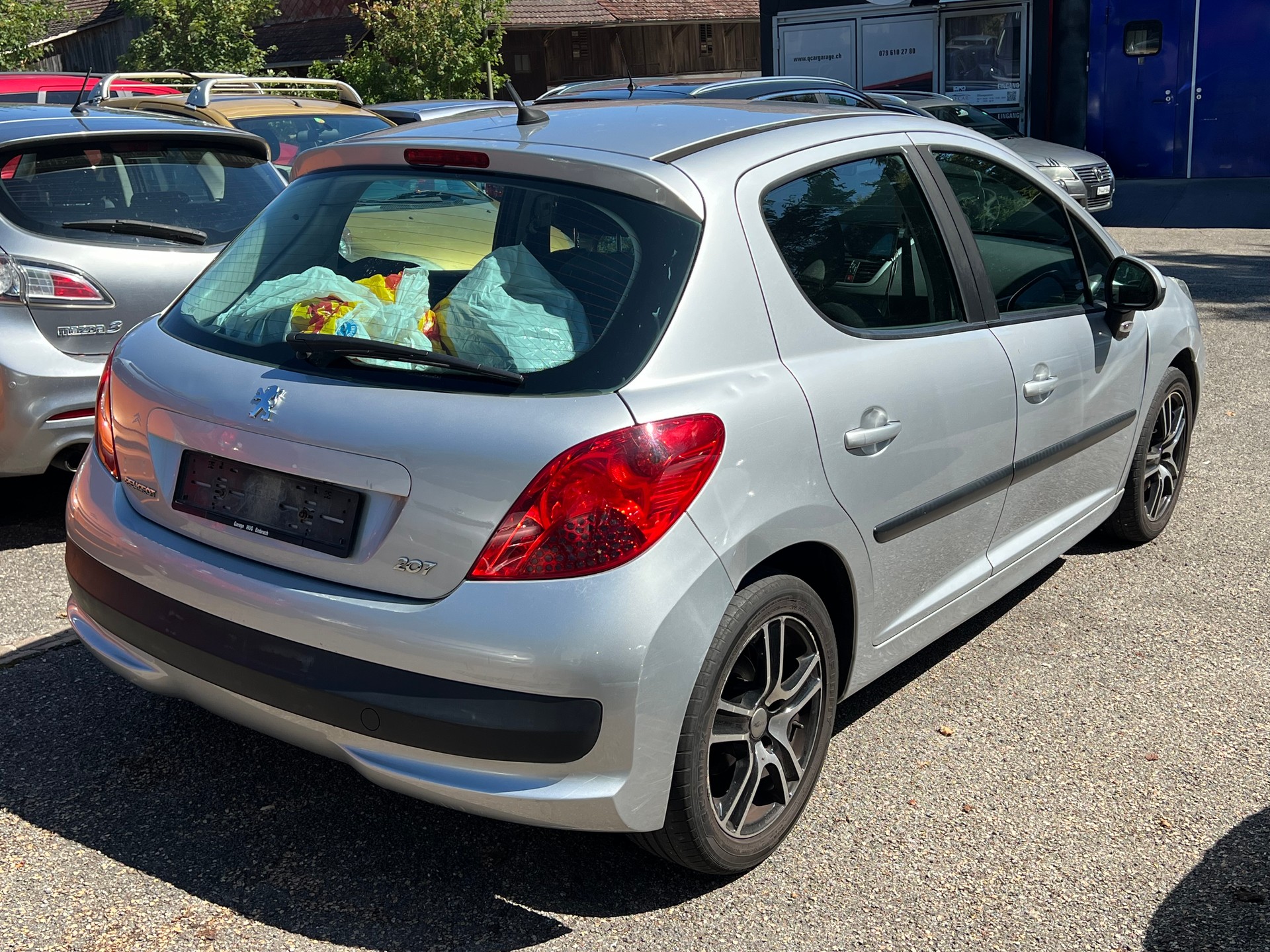 PEUGEOT 207 1.6 HDI XS-image-4