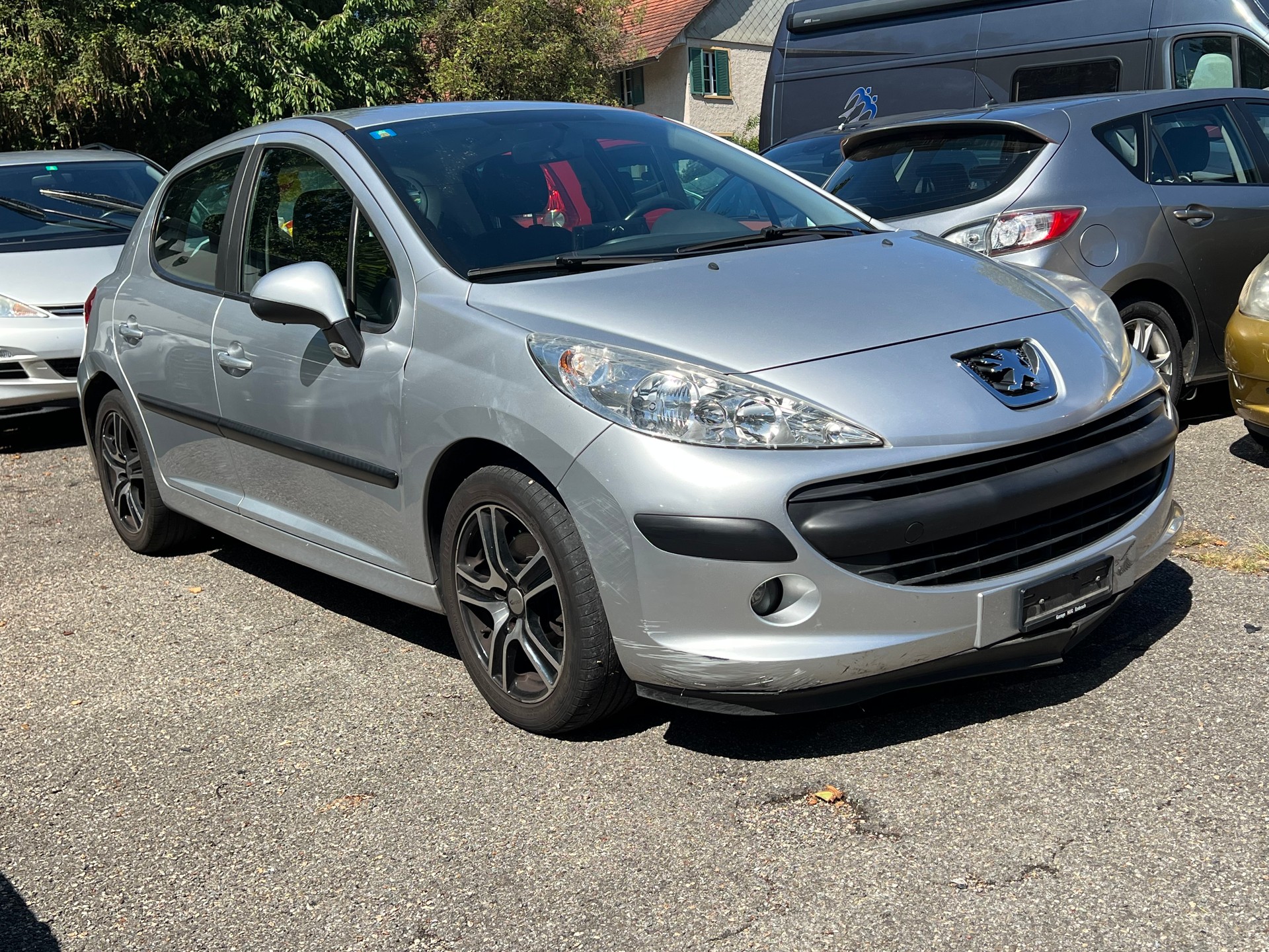 PEUGEOT 207 1.6 HDI XS-image-1