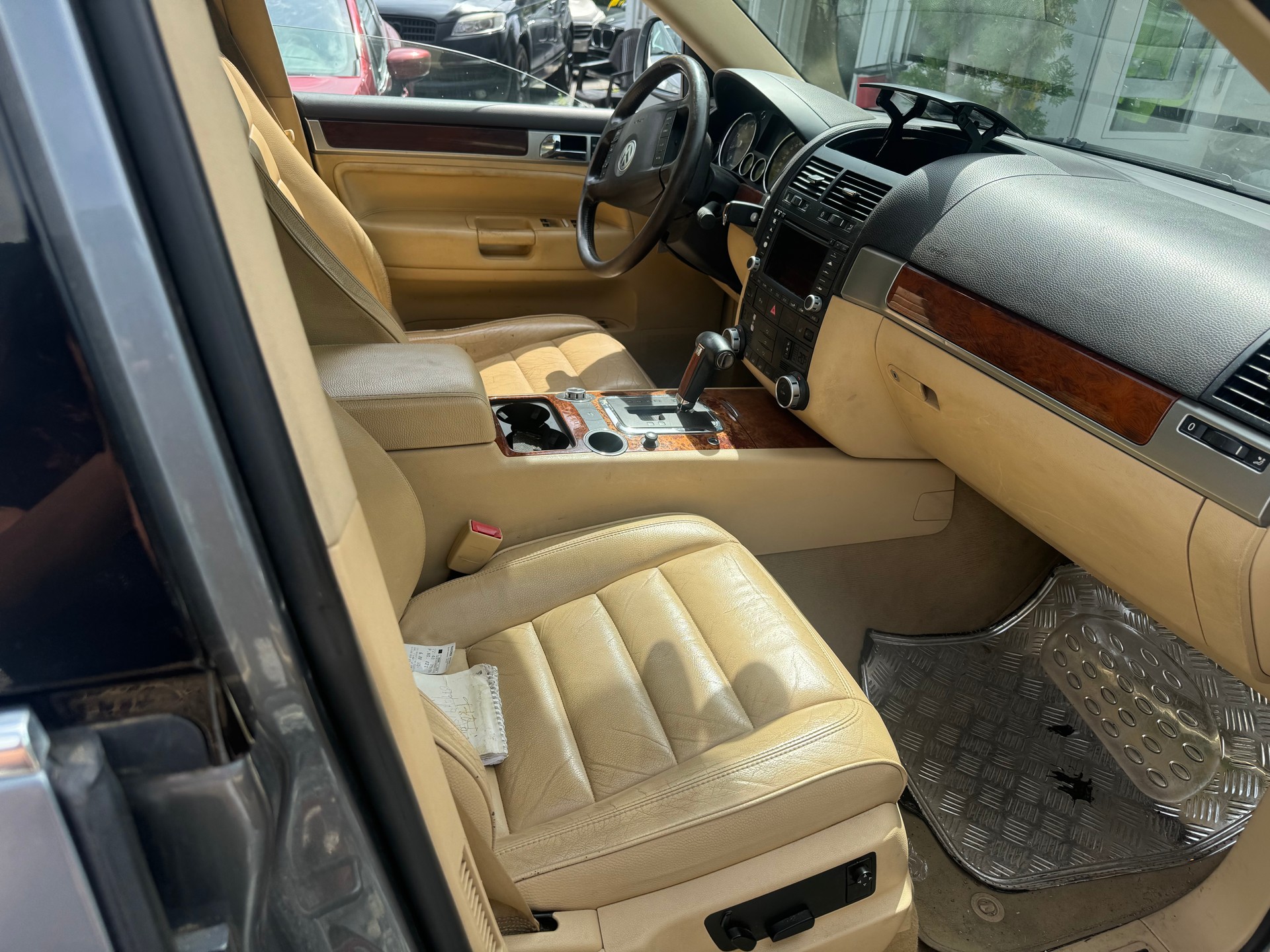VW Touareg 3.2 V6-image-6