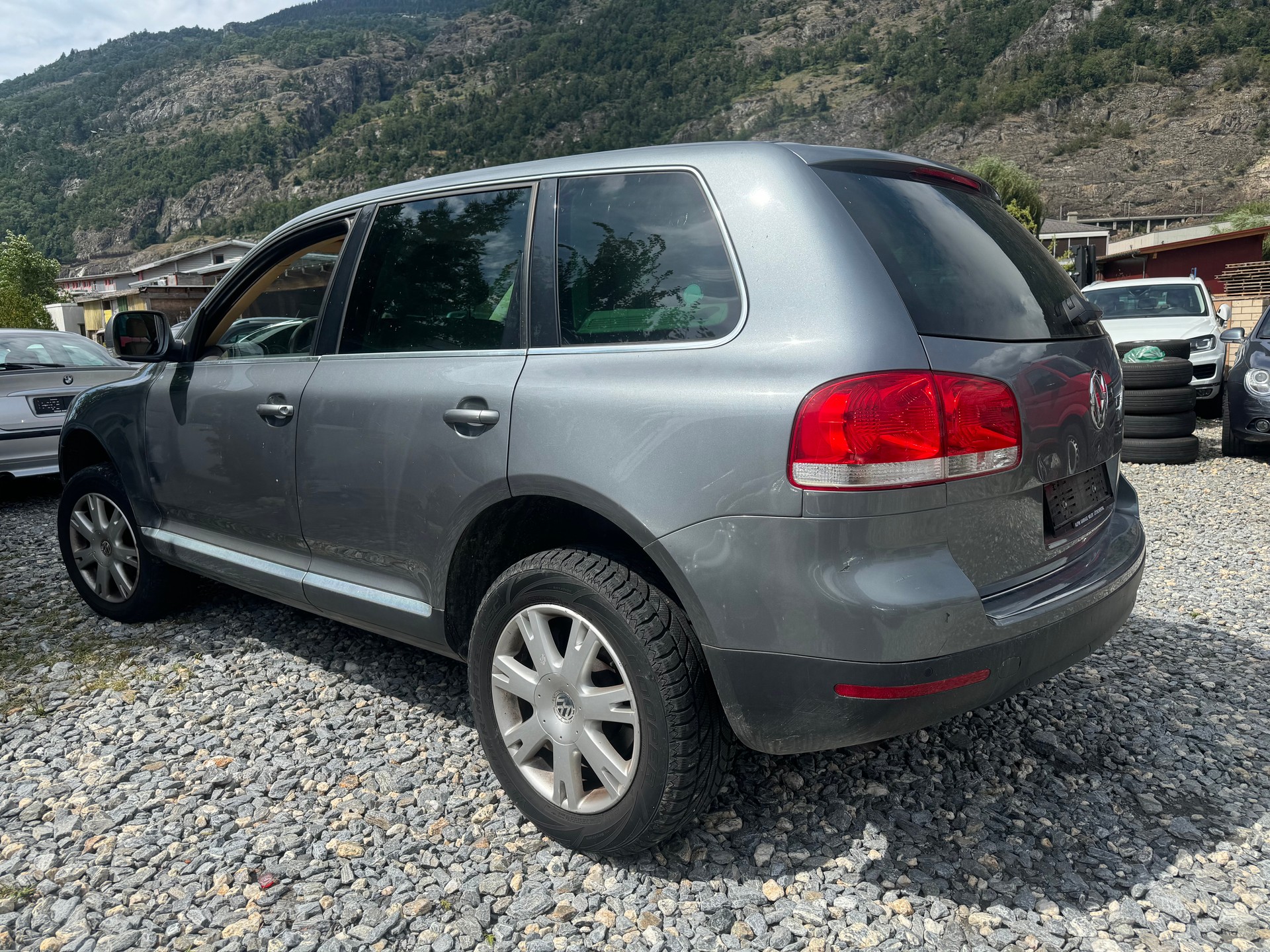 VW Touareg 3.2 V6-image-12