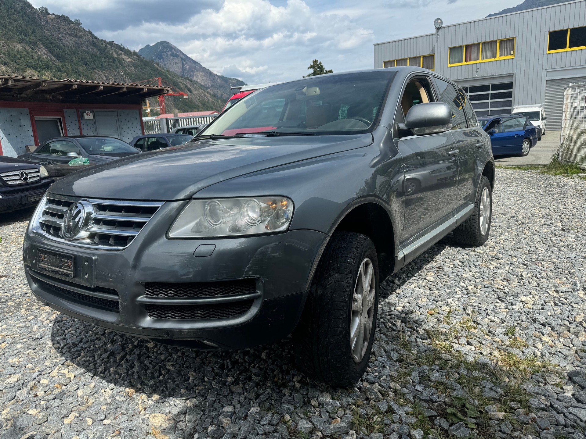 VW Touareg 3.2 V6-image-1