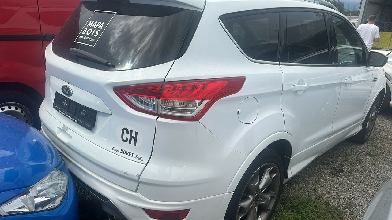FORD Kuga 2.0 TDCi Titanium 4WD PowerShift-image-1