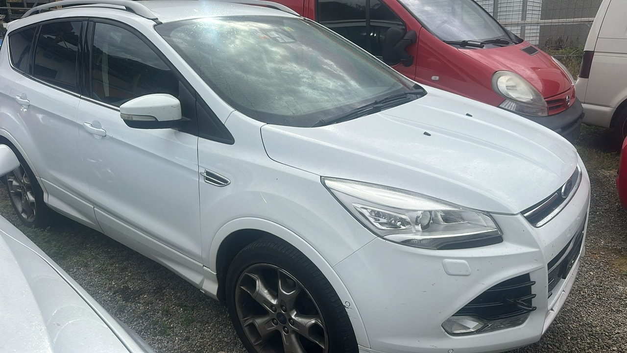 FORD Kuga 2.0 TDCi Titanium 4WD PowerShift-image-2
