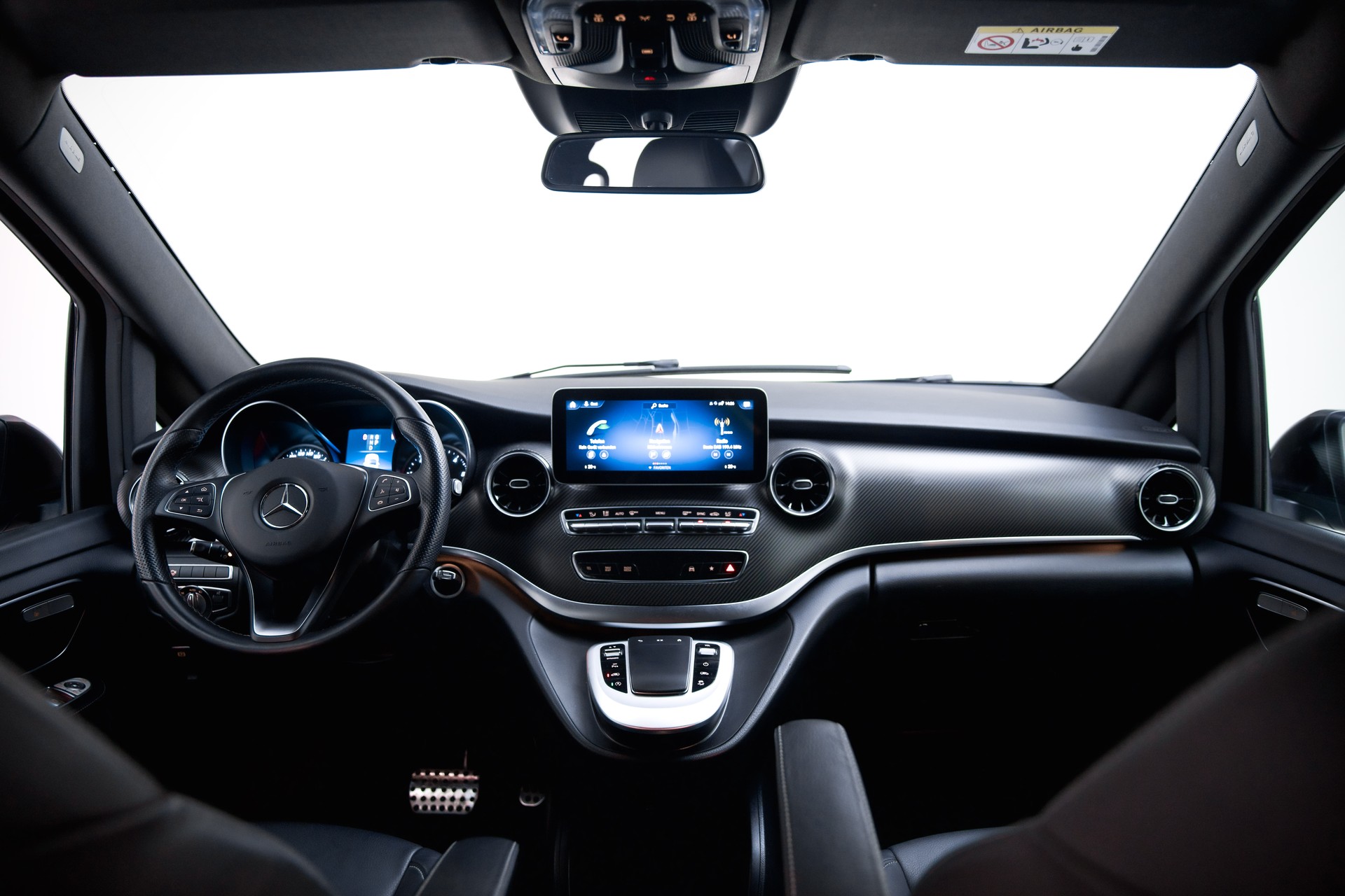 MERCEDES-BENZ V 300 d lang Avantgarde 4Matic 9G-Tronic-image-2