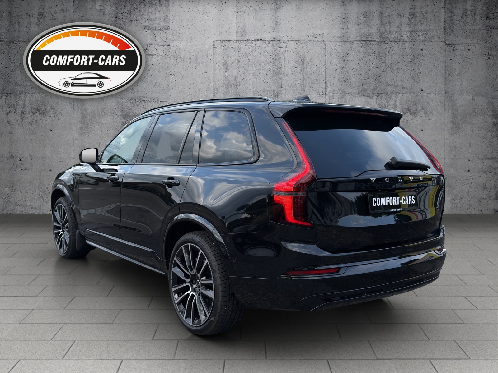 VOLVO XC90 T8 eAWD PluginHybrid Ultra Dark Geartronic-image-3