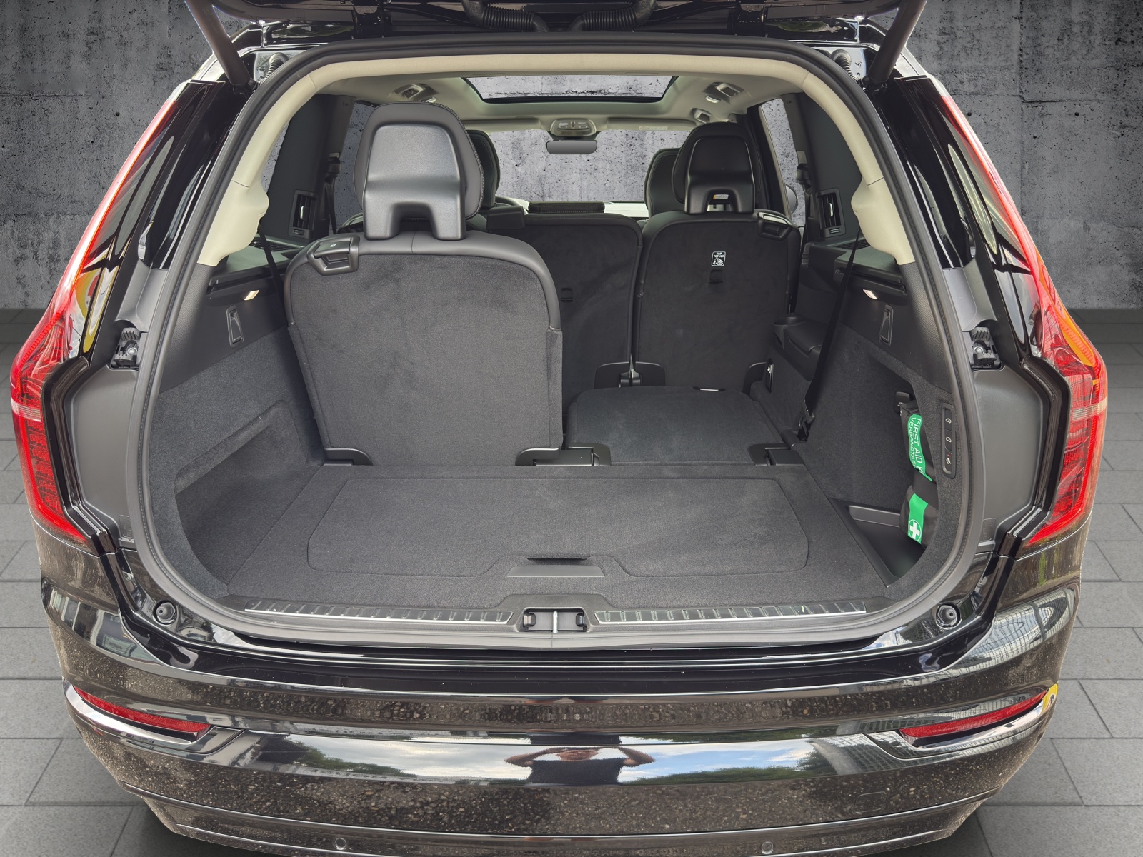 VOLVO XC90 T8 eAWD PluginHybrid Ultra Dark Geartronic-image-18